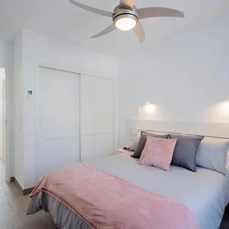 El Beril アパート アデヘ